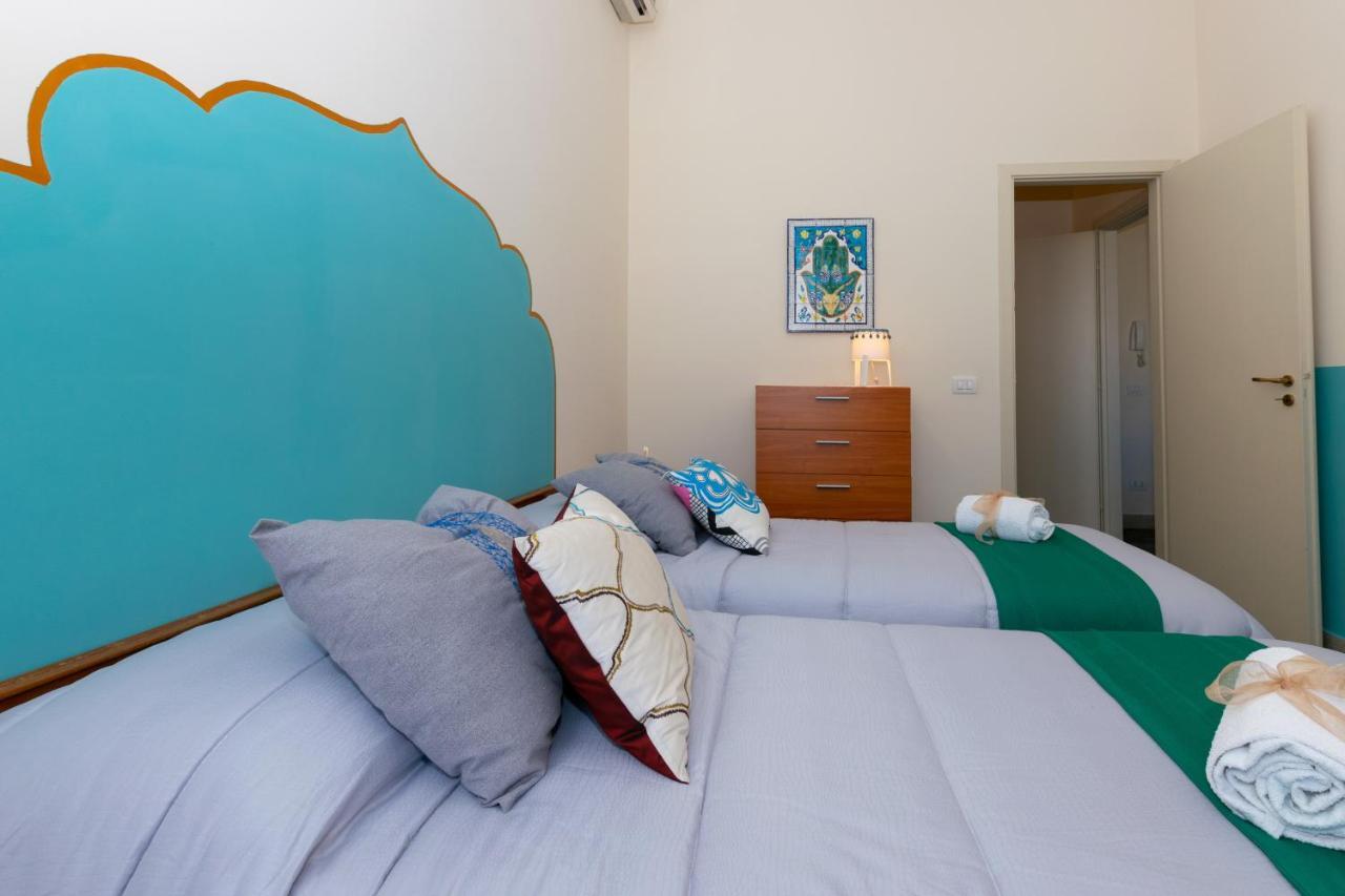 Il Mosaico Family Apartments 마자라데발로 외부 사진