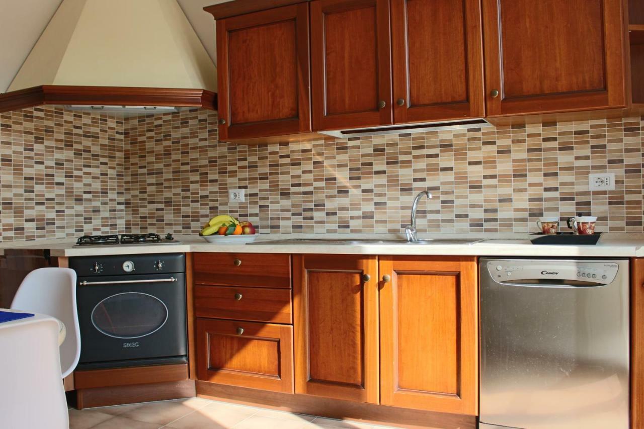 Il Mosaico Family Apartments 마자라데발로 외부 사진
