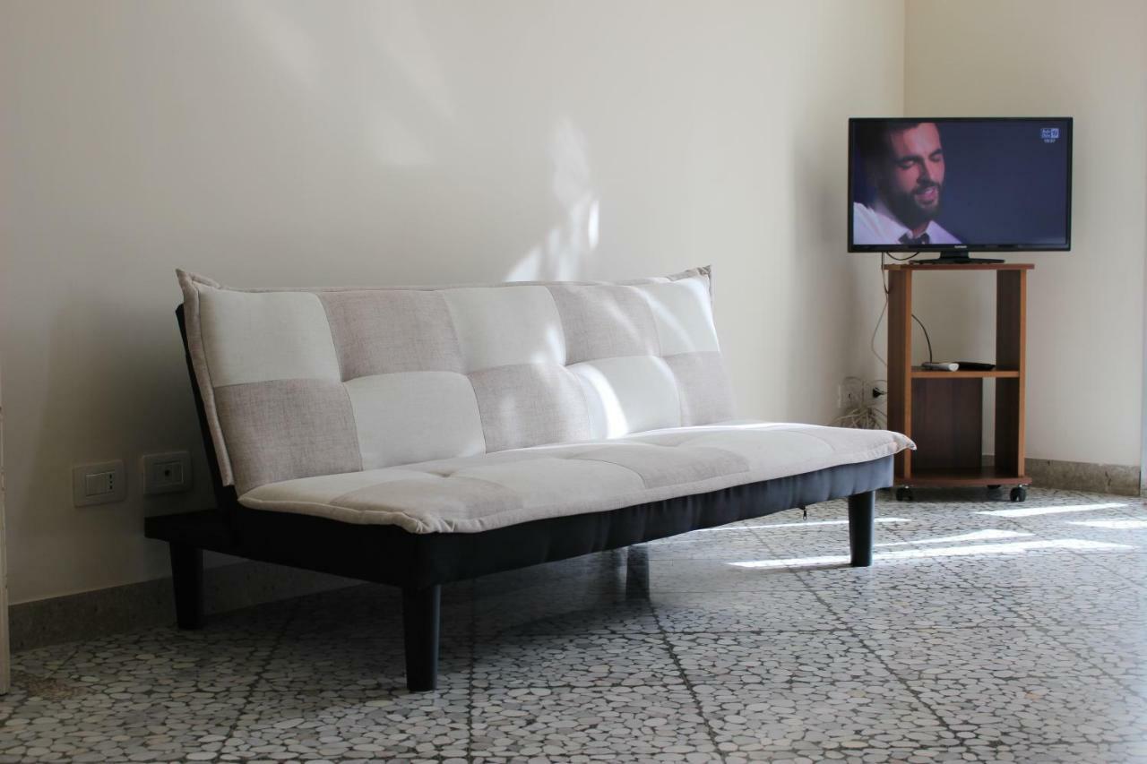 Il Mosaico Family Apartments 마자라데발로 외부 사진